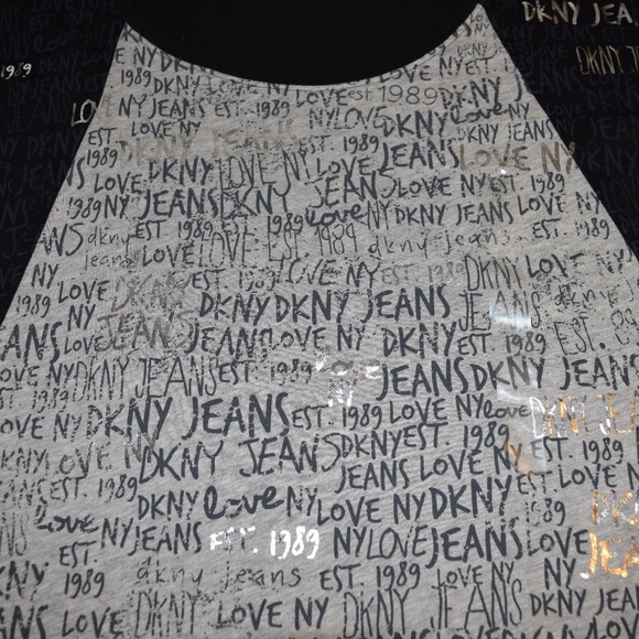 Lg DKNY short sleeve shirt in Women - Picture 1 of 3